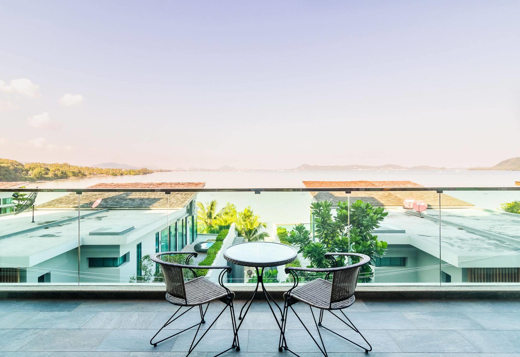 Elemental Villas Rawai Exterior photo